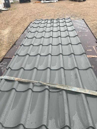 Galvanise roof sheating