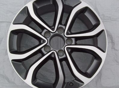Mercedes-Benz 17-inch alloy wheel