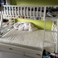 Bunk bed