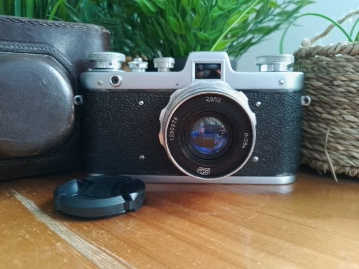 Zarya FED Serviced Refurbished Old USSR Soviet Russian 35mm Analog, Cla Classic Retro M39 Leica Copy Thread Mount film camera, 0121024