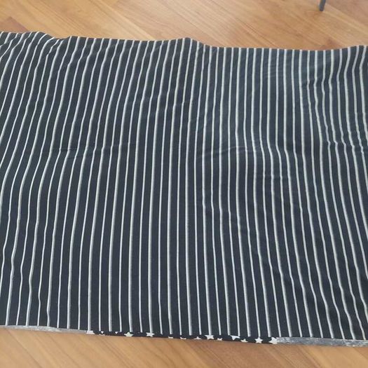 Reversible kids mattress - stars and stripes design