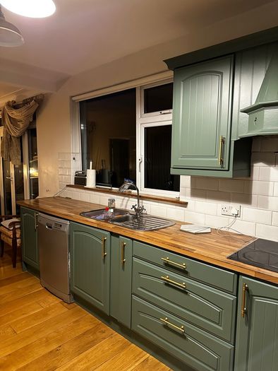Painting & Decorating services