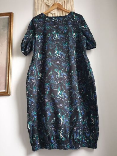 Carolyn Donelly Dress Size Medium