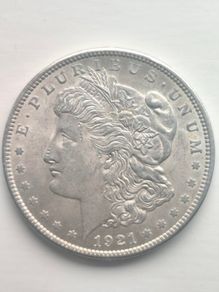 1921 Silver Morgan dollar