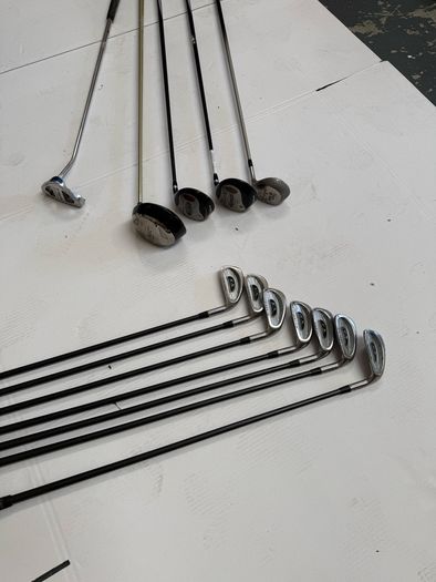 set golf clubs