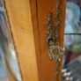 Elegant French Curved Glass Display Cabinet / Vitrine Image 5
