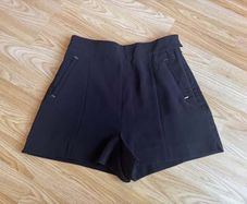 H&M Elegant Black Tailored Shorts High Waist, Smart Casual Size - IRL10 /EUR38