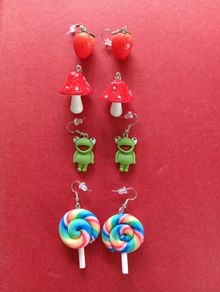 Novelty earrings