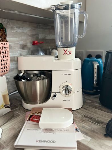kenwood Premier Chef Kitchen Machine