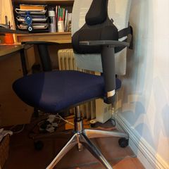 Office chair and desk