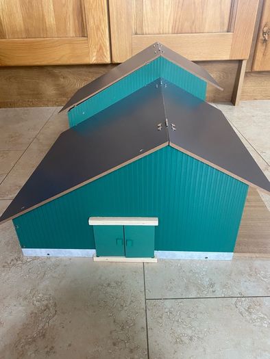Toy Farm Shed