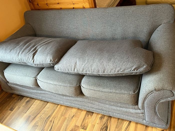 3 Seater Sofa with 2 matching Chairs