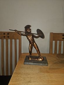 Sculpture W/Spear & Shield Leonidas vintage