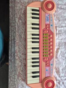 kids keyboard/piano