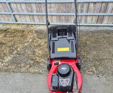 sovereign push lawnmower