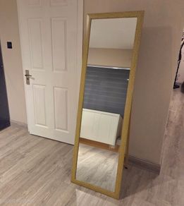 Full length free standind mirror 48 x 158 cm