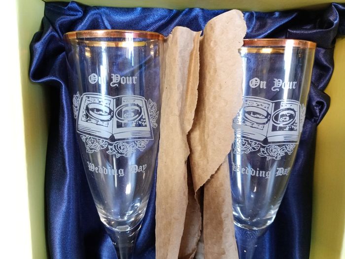 Duiske - on your wedding day - gold rimmed champagne flutes
