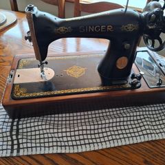 Singer Sewing Machine