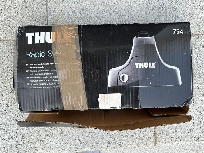 Thule Footpack 754 and Thule Fitting Kit 1513