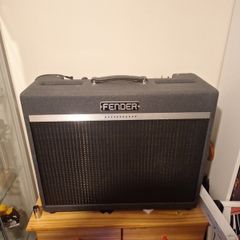 Fender BassBreaker 18/30W Combo AMP