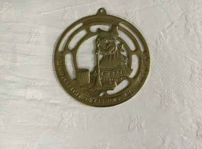Brass wall plate