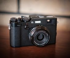 Fujifilm X100F