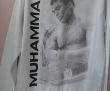 new ALI sweatshirt L