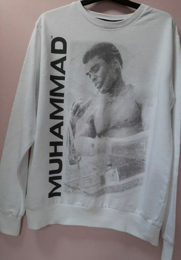 new ALI sweatshirt L