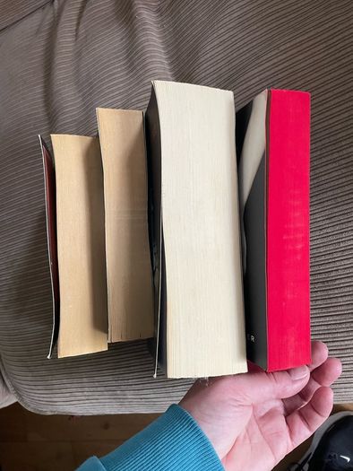 4 Books by Stephanie Meyer