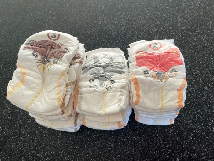Free nappies size 2 and 3