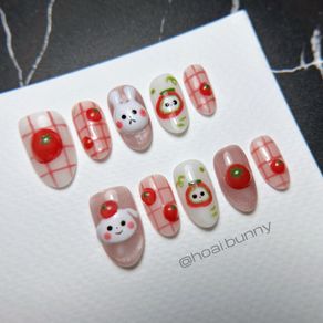 Hand-painted press-on nails - Intro offer!