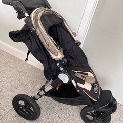 Baby jogger buggy / stroller FREE