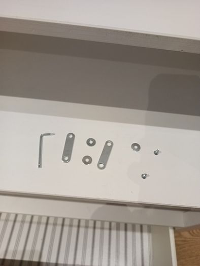 Ikea Sundvick changing table in white. Perfect condition.