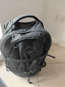 Osprey Farpoint 40 Travel Backpack - Carry-On Rucksack Grey Black Green