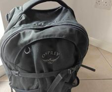 Osprey Farpoint 40 Travel Backpack - Carry-On Rucksack Grey Black Green