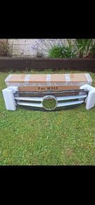 Mercedes front grill.c205