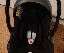 Cybex Cloud T i-Size Car Seat & Base T Bundle (Infant Carrier + ISOFIX Base)