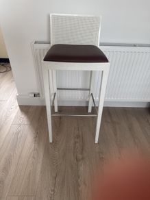 Breakfast chair