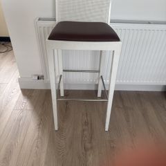 Breakfast chair