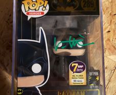 Funko Batman 289 Val Kilmer Autograph