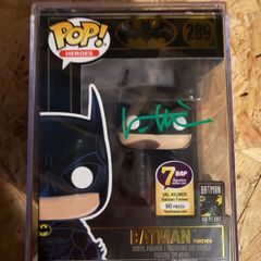 Funko Batman 289 Val Kilmer Autograph