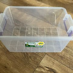 clear plastic storage box