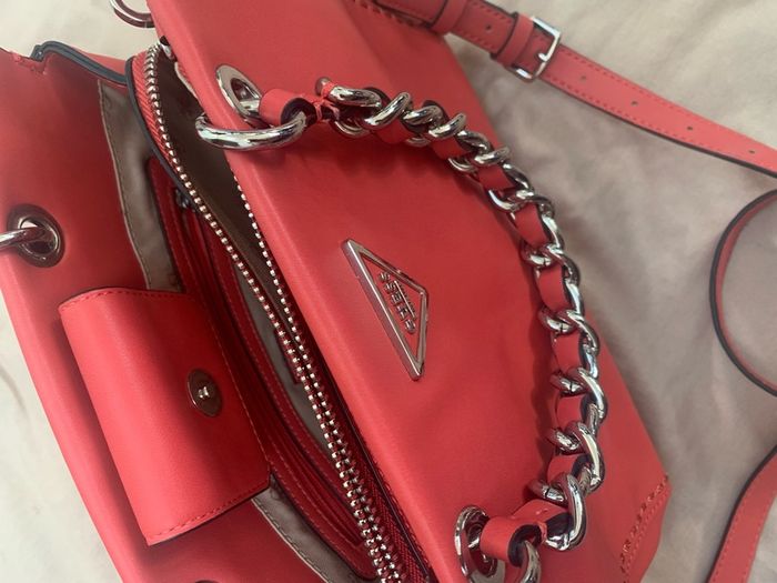 Guess bag