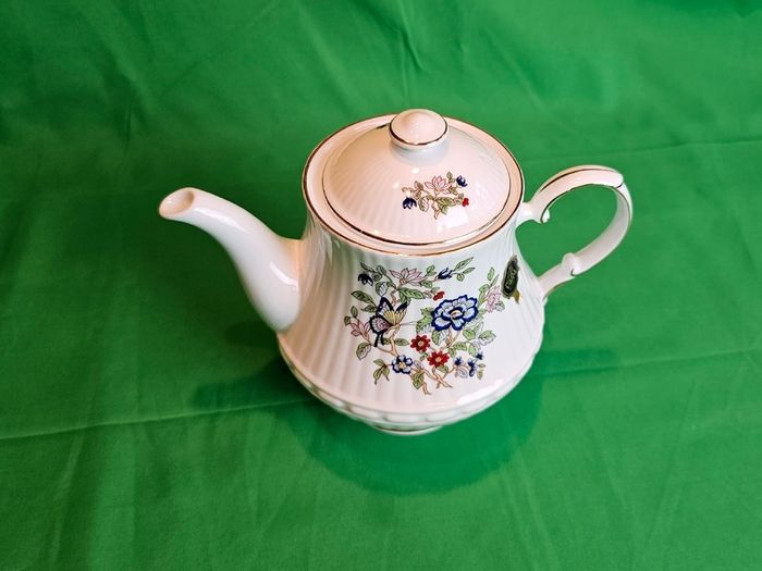 Royal Tara Fine Bone China Teapot  Harmony Pattern (Galway, Ireland)