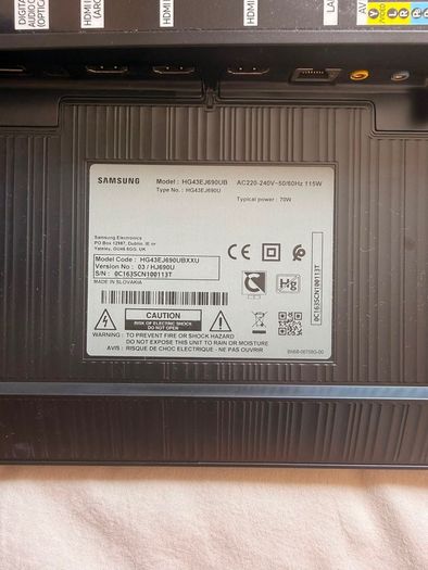 Samsung 43 4K UHD Smart TV HG43EJ690UB  Excellent Condition
