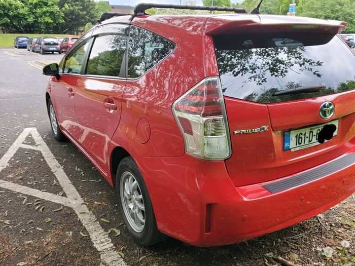 Toyota prius 7 seater