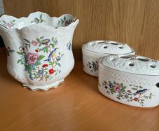 Vintage Aynsley Pembroke Planter and Potpourri Pots.