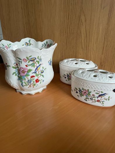 Vintage Aynsley Pembroke Planter and Potpourri Pots.