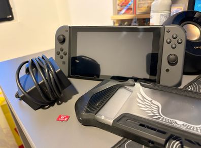 Nintendo Switch Gray Edition