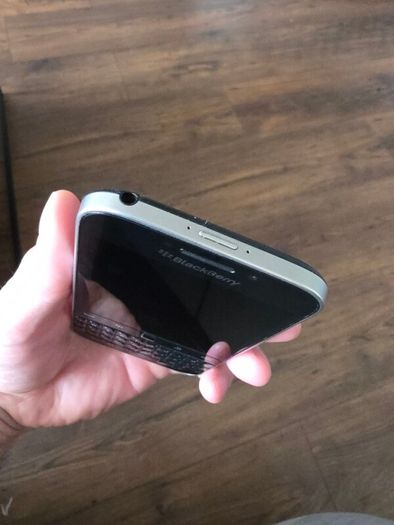 Blackberry classic q20